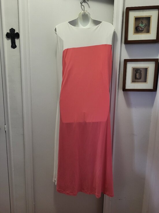 WOMENS DRESS - Picture 2 of 2
